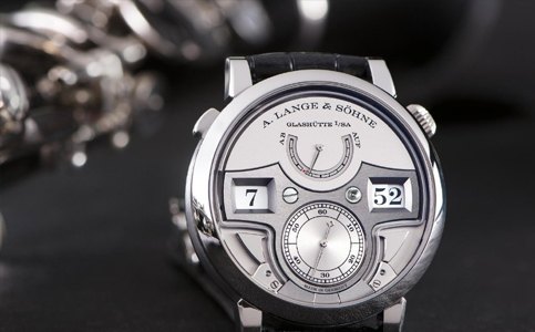 朗格手表保養(朗格手表摔壞后的處理技巧)