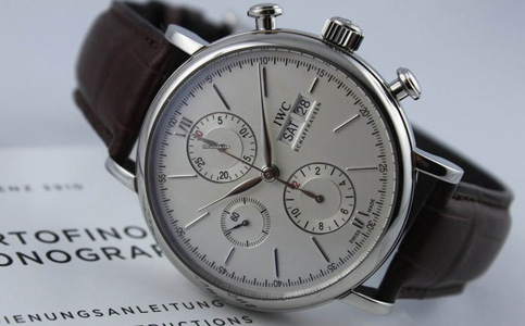 萬國官方售后維修中心服務（萬國手表停走的原因）