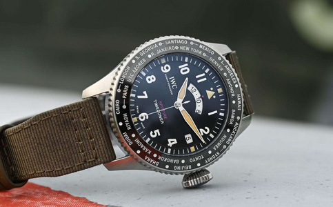 萬(wàn)國(guó)售后保養(yǎng)服務(wù)中心（萬(wàn)國(guó)手表日常保養(yǎng)的正確方法）